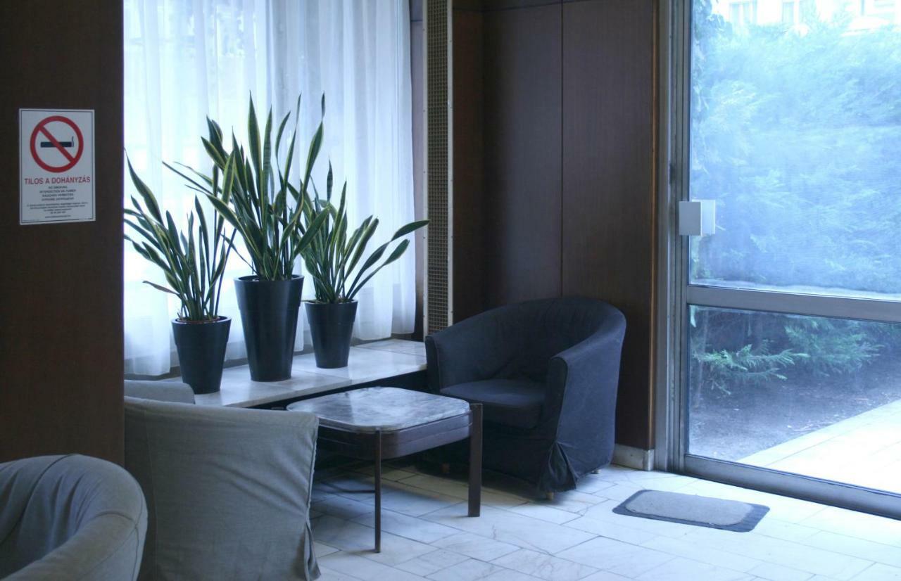 Margaret Bridge Studio Apartment بودابست المظهر الخارجي الصورة