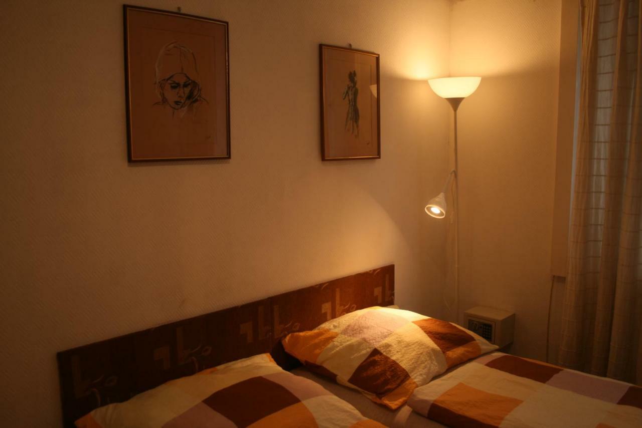 Margaret Bridge Studio Apartment بودابست المظهر الخارجي الصورة